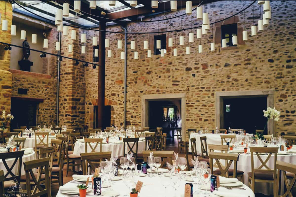 Komentu comedor Komentu Maitea